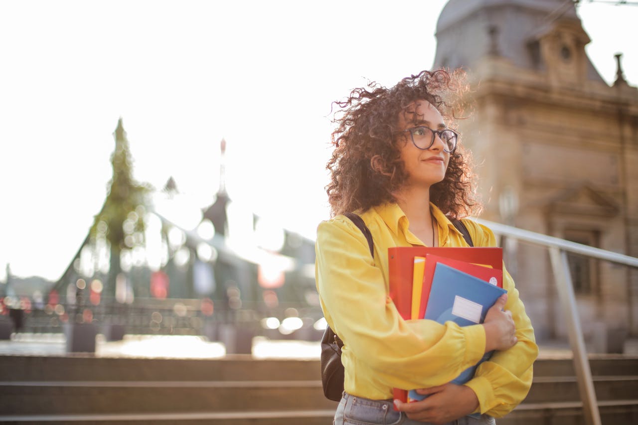 Înscrieri: Programe de formare psihopedagogică pentru viitorii profesori
