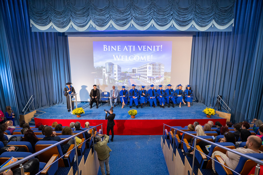 Ceremonia de deschidere a anului universitar 2025–2026 la Universitatea Internațională Danubius